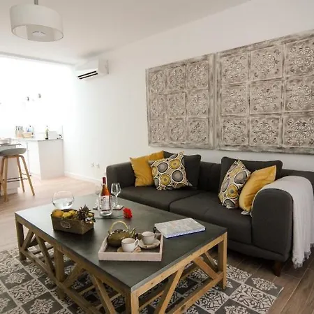 In Playa Blanca Sleeps 6 Includes Swimming Pool And Air Con 2